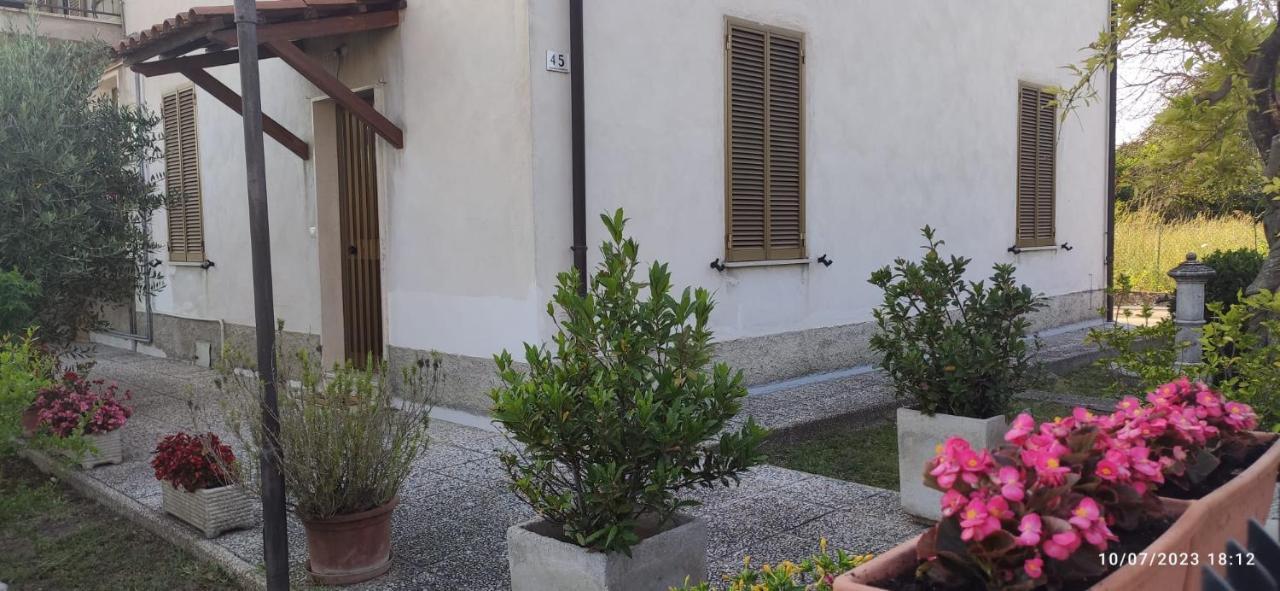Alloggio Tra Terni E Narni Exterior foto